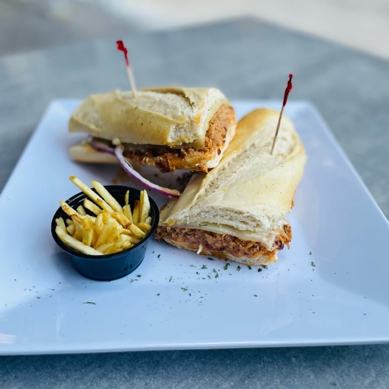 Pulled Pork Sandwich Delight